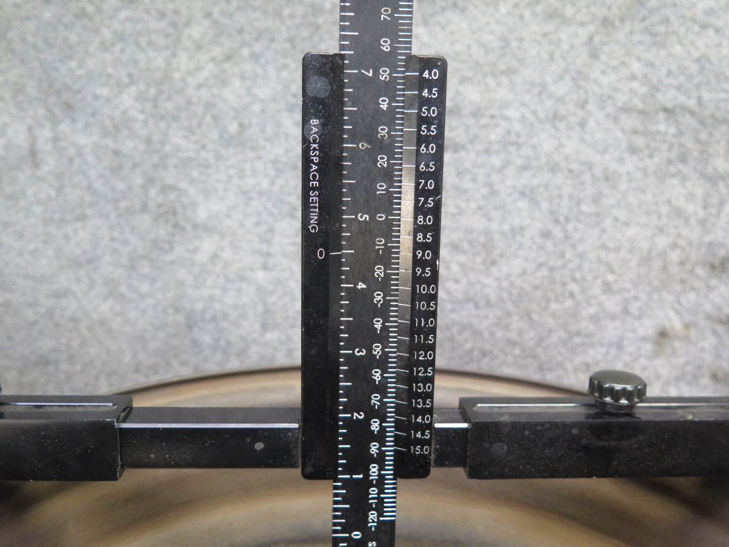 74-85 Mercedes W123 Factory 14" R14 Alloy Wheel Rim 14x5.5J ET30 1234001302 OEM