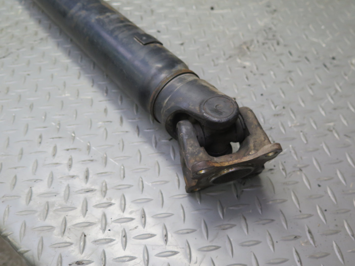 2003-2007 Lexus UZJ100L LX470 AWD Rear Driveshaft Drive Shaft