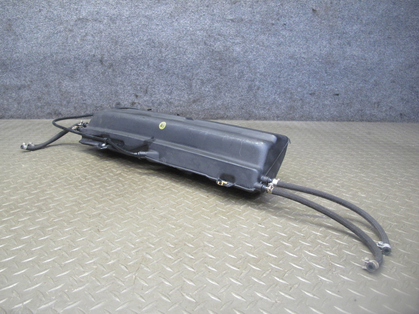 81-85 Mercedes R107 380SL Fuel Evap Vapor Charcoal Canister w Pipe OEM