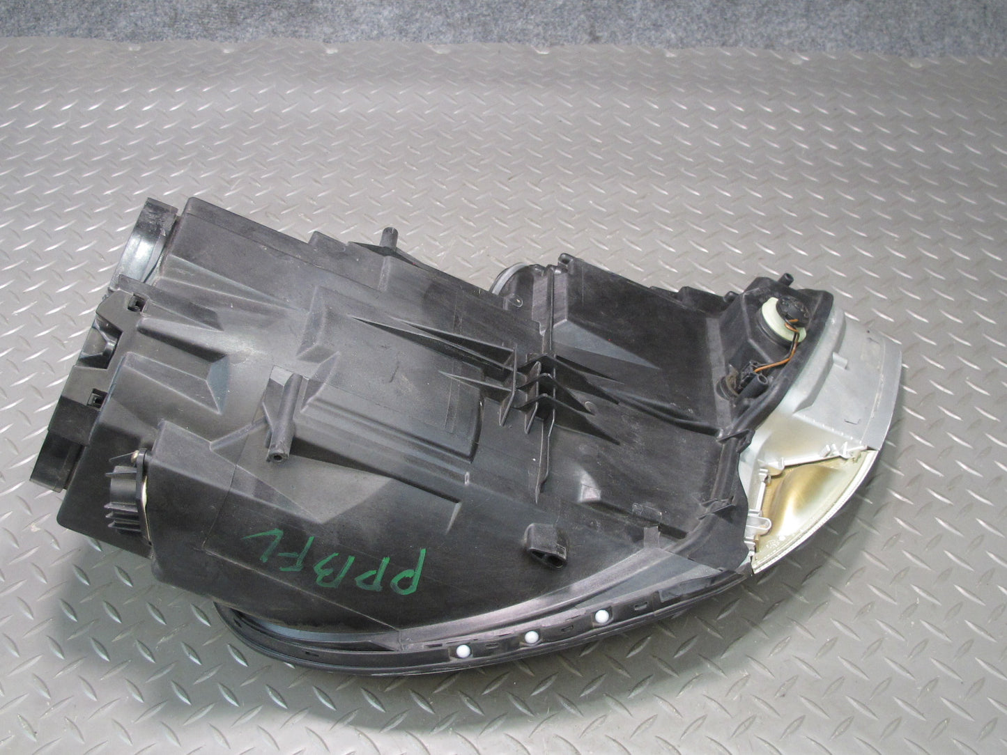 1997-2002 Porsche Boxster 986 Front Left Side Halogen Headlight Lamp 98663103104