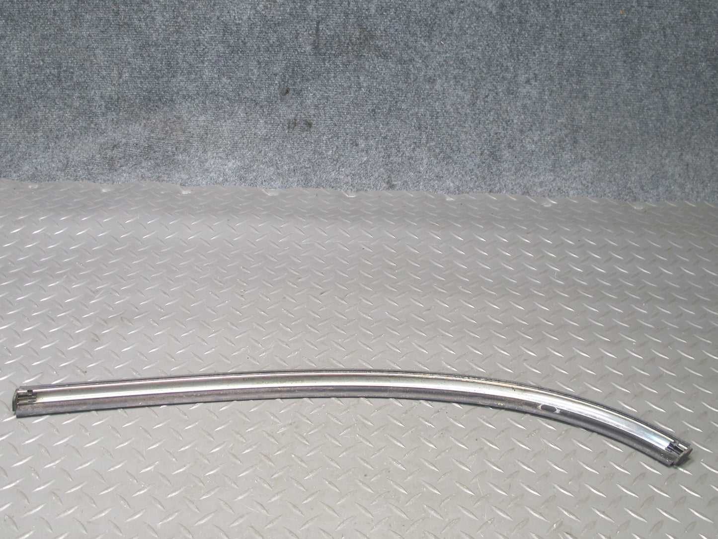 11-15 Mini R60 Countryman Rear Set of 2 Rear Quarter Chrome Trim Molding OEM