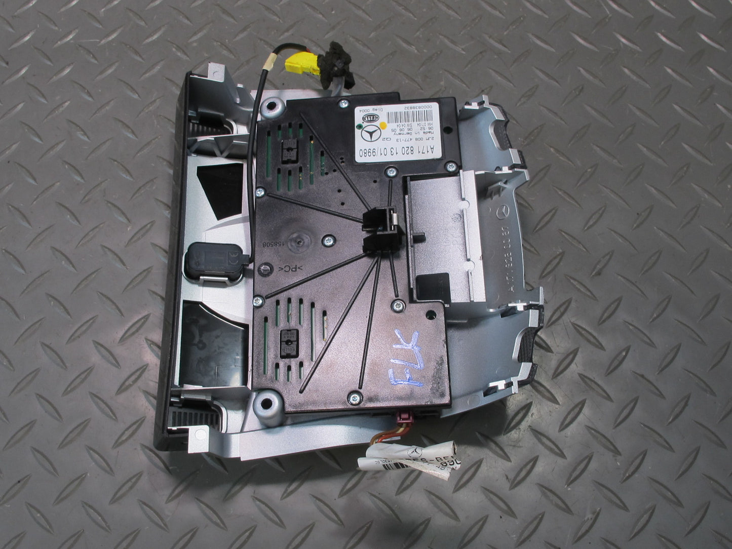 05-11 Mercedes R171 Slk-class Overhead Console Dome Reading Light 1718201301 OEM