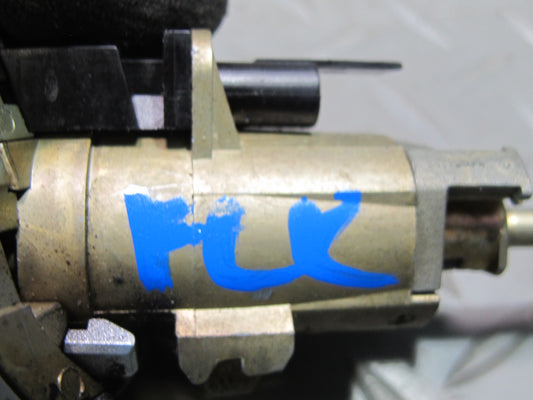 05-11 Mercedes R171 Slk-class Front Left Door Exterior Handle Lock Cylinder OEM