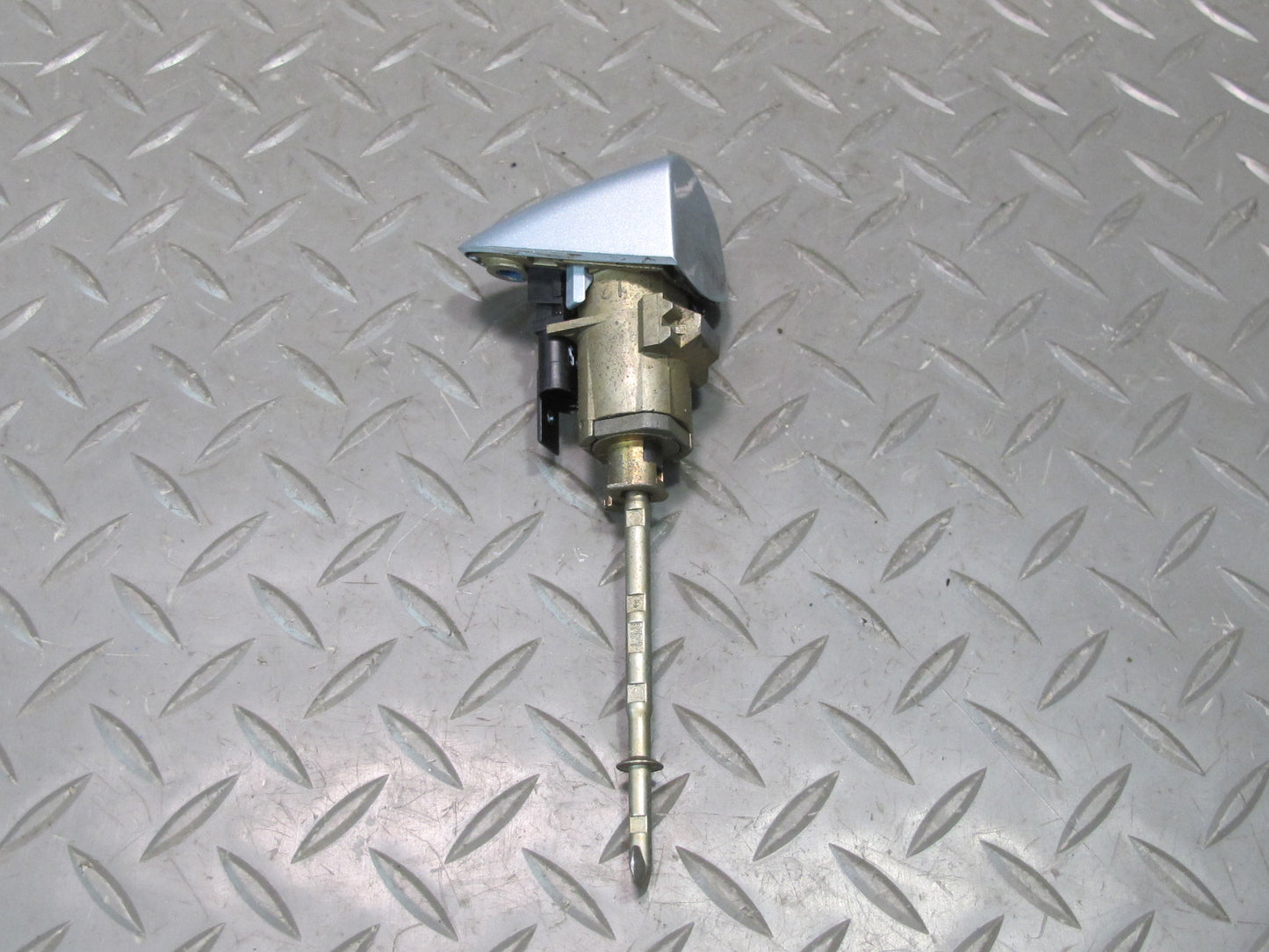 05-11 Mercedes R171 Slk-class Front Left Door Exterior Handle Lock Cylinder OEM