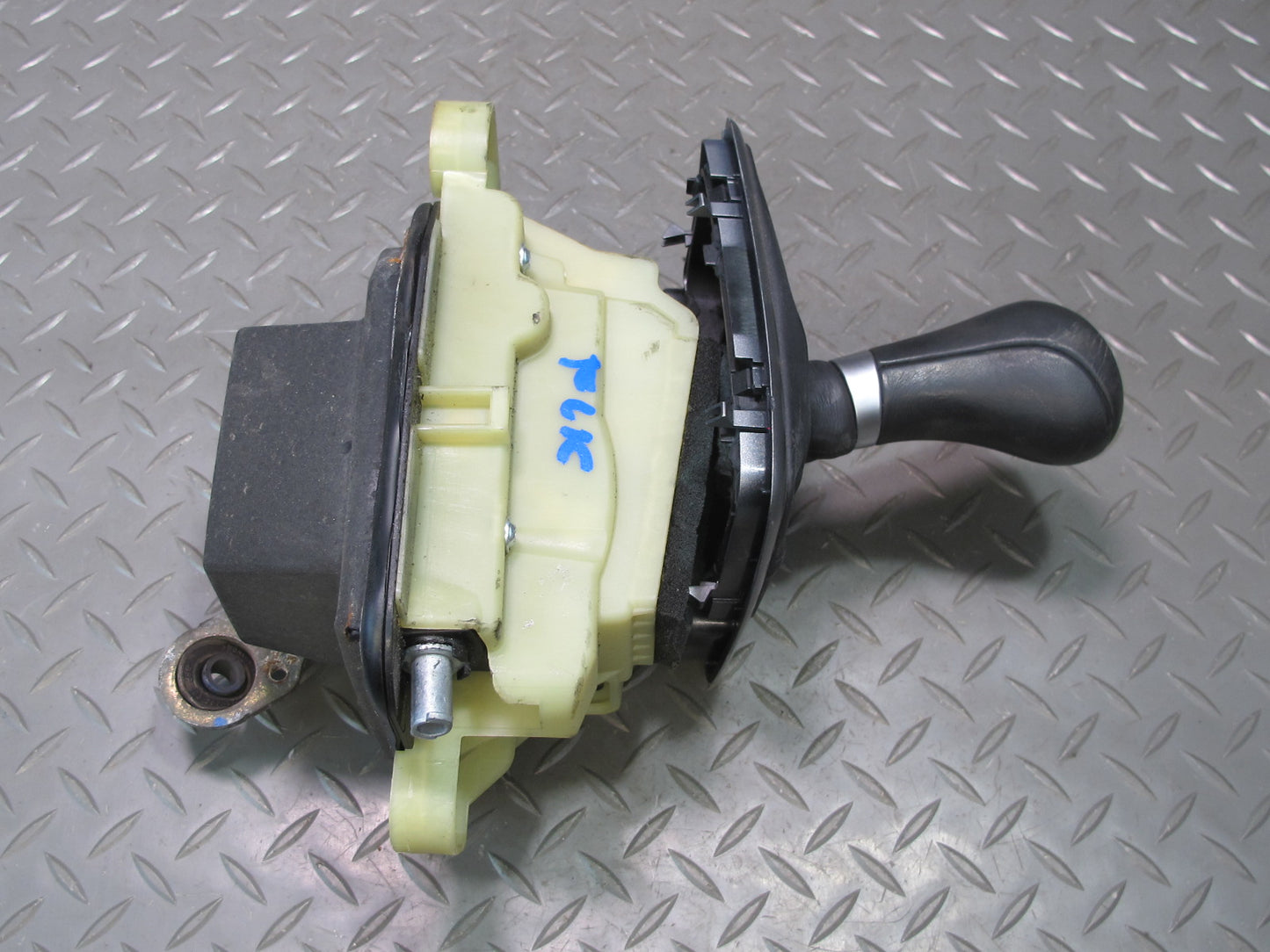 05-07 Mercedes R171 SLK55 AMG A/T Automatic Transmission Shifter Assembly OEM