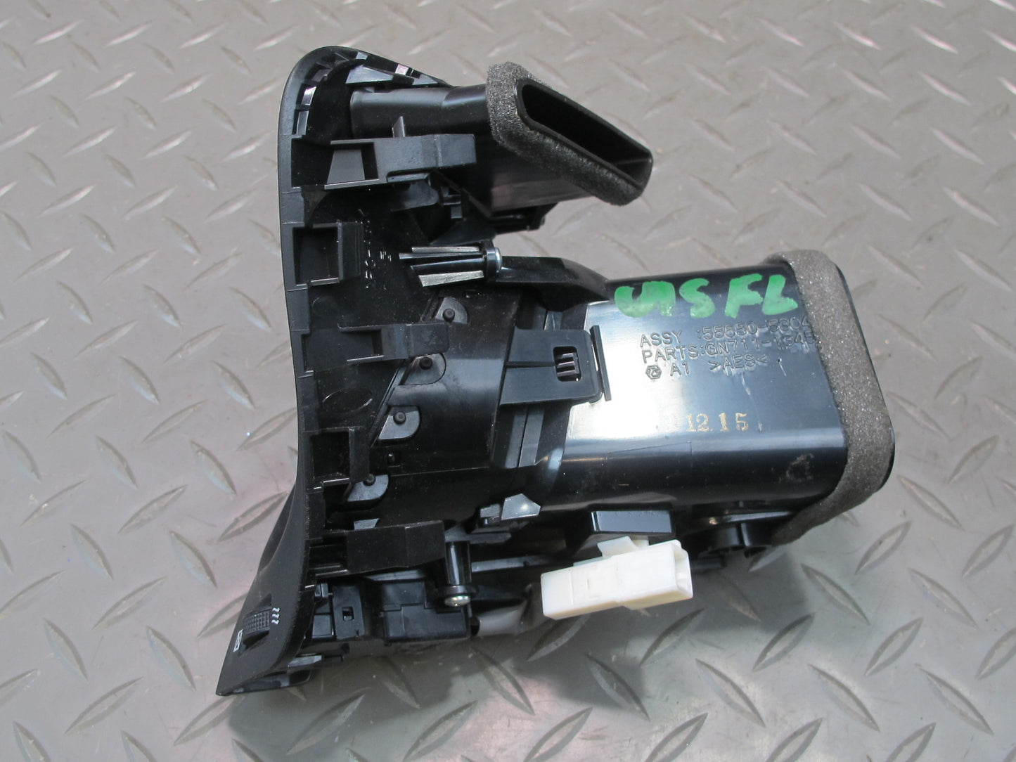 07-10 Lexus Is-f IS350 IS250 Right & Left Side Dash A/C Heater Air Vent Set OEM