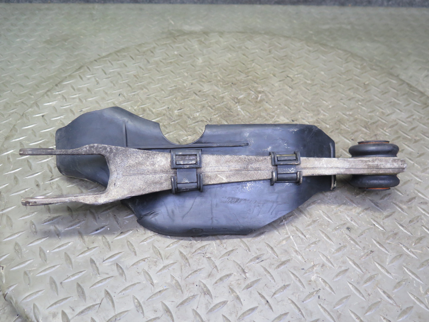 1997-2004 Porsche Boxster 986 Front Left Side Lower Control Arm Set of 2