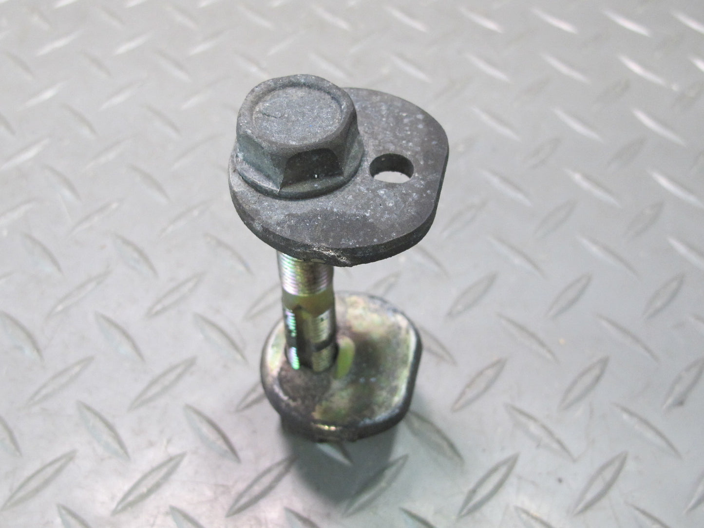 01-06 Lexus UCF30L LS430 Set of 2 Rear Suspension Eccentric Camber Bolt OEM