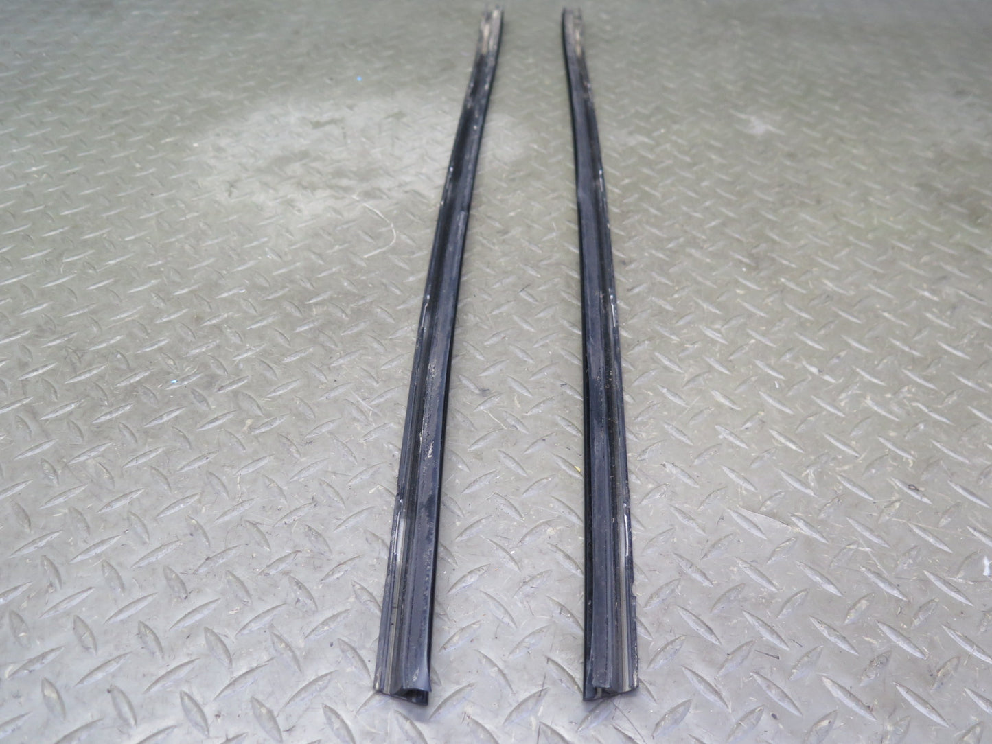 01-06 Lexus UCF30L LS430 Set of 2 Front Windshield A Pillar Trim Molding OEM
