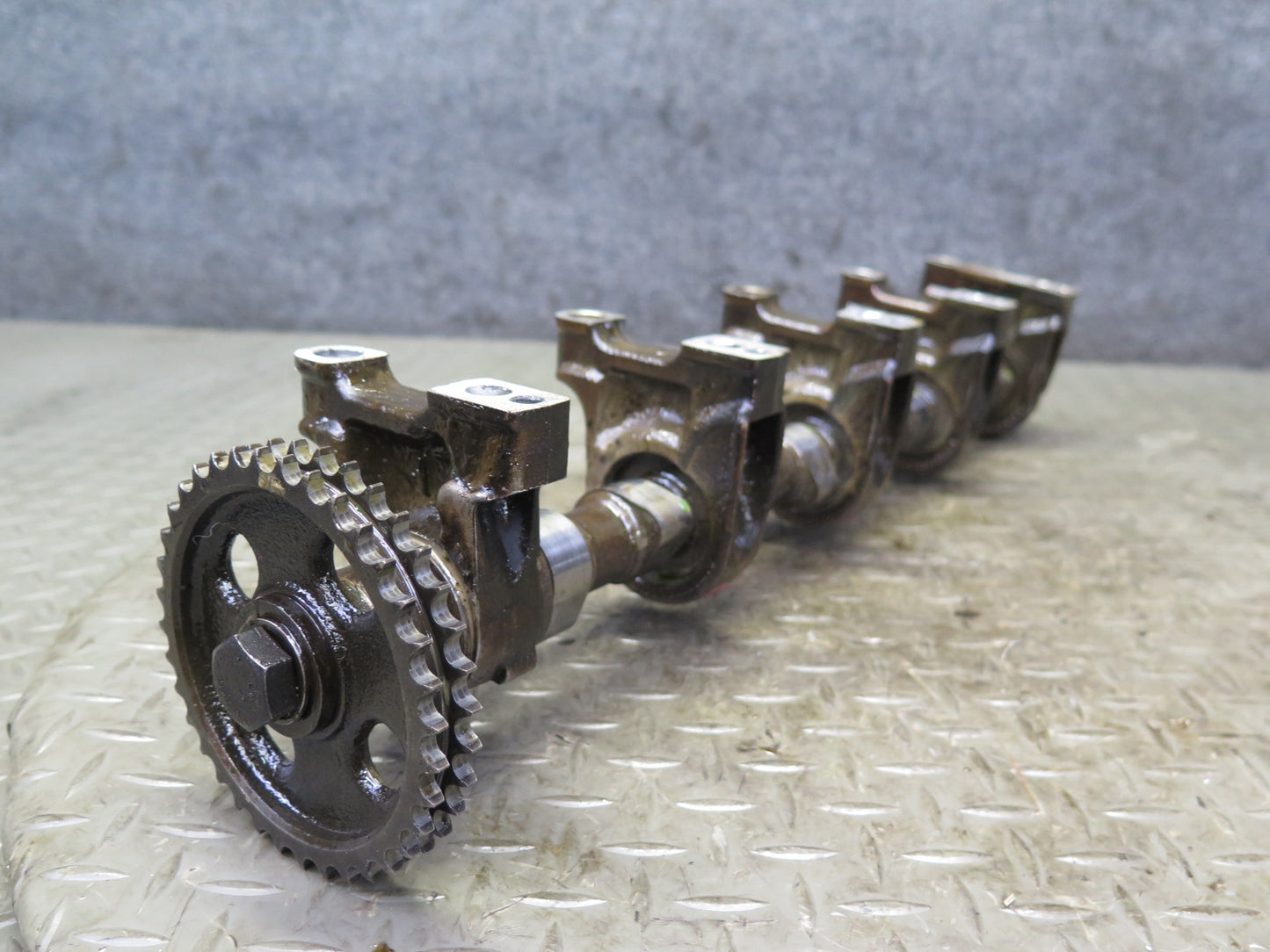 81-85 Mercedes R107 380SL M116 116.962 Engine Right Camshaft Assembly OEM