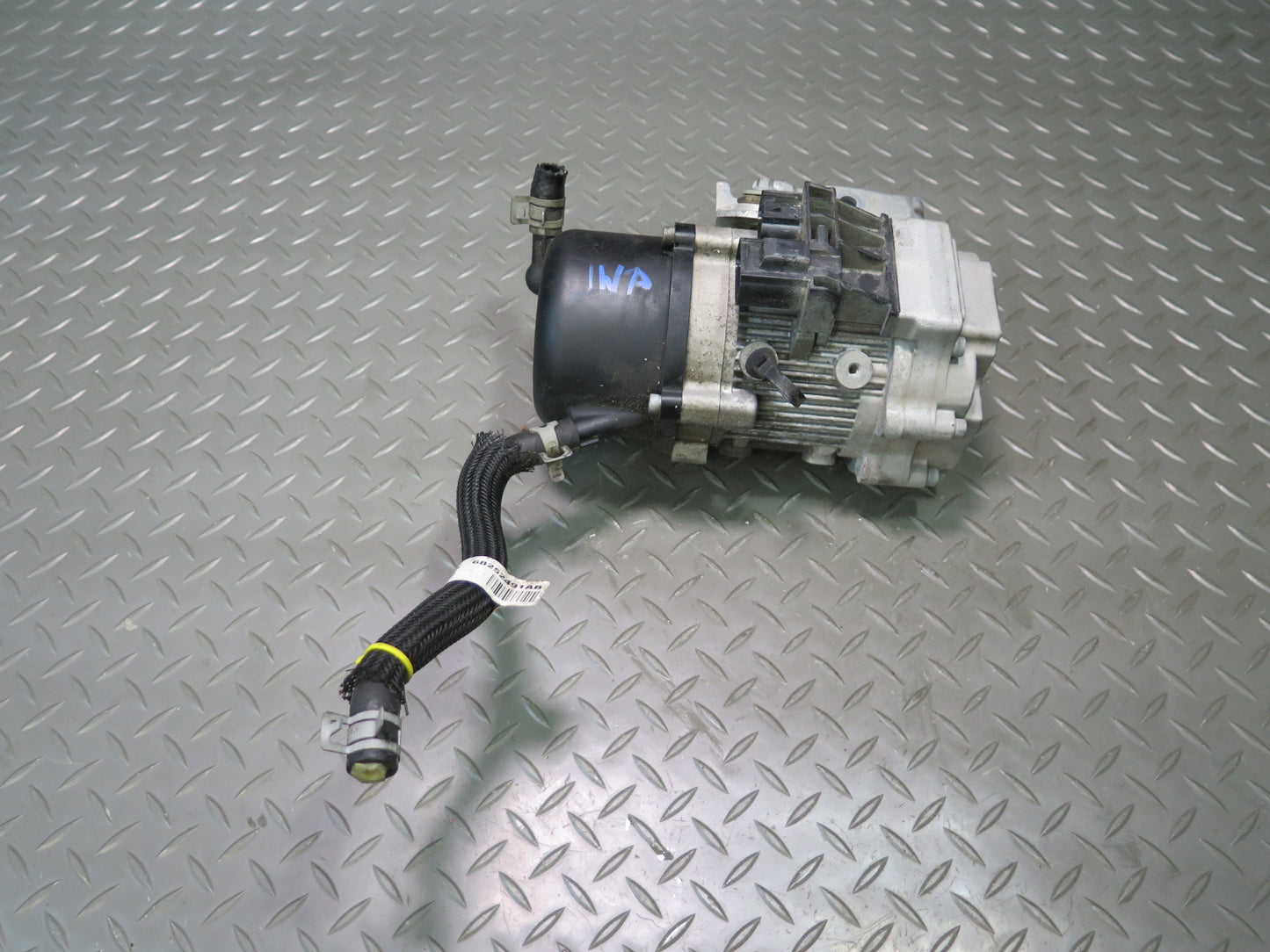 18-19 Jeep Wrangler JL Power Steering Pump Motor 68247930AF OEM