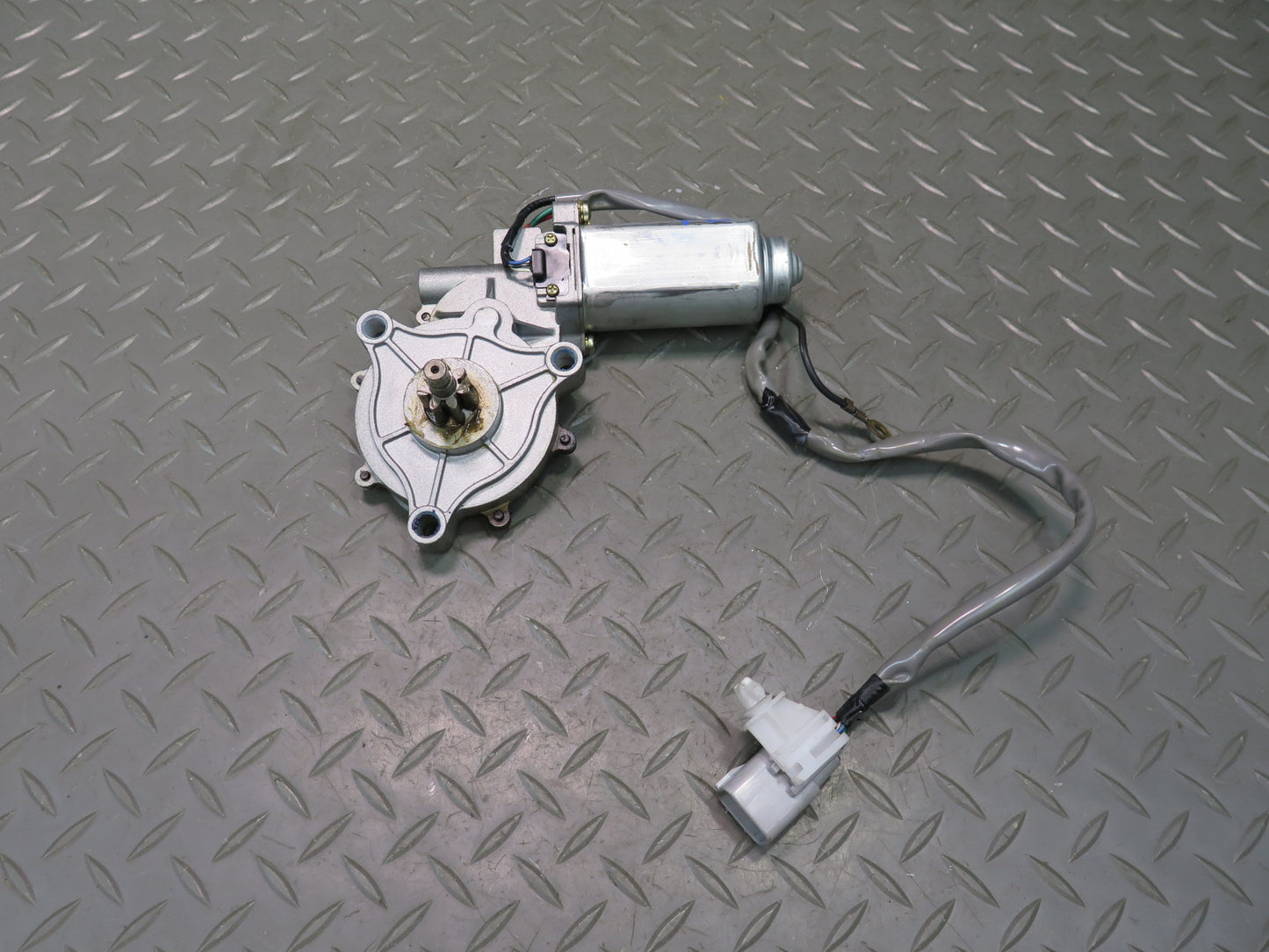 02-10 Lexus Z40 SC430 Convertible TOP Roof Left Hinge Drive Motor OEM