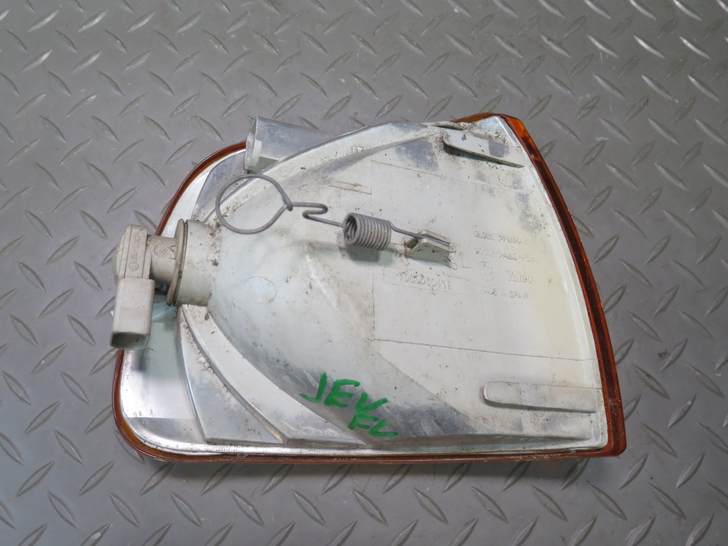 99-03 VW Eurovan T4 Set of 2 Front Left & Right Turn Signal Light Lamp OEM