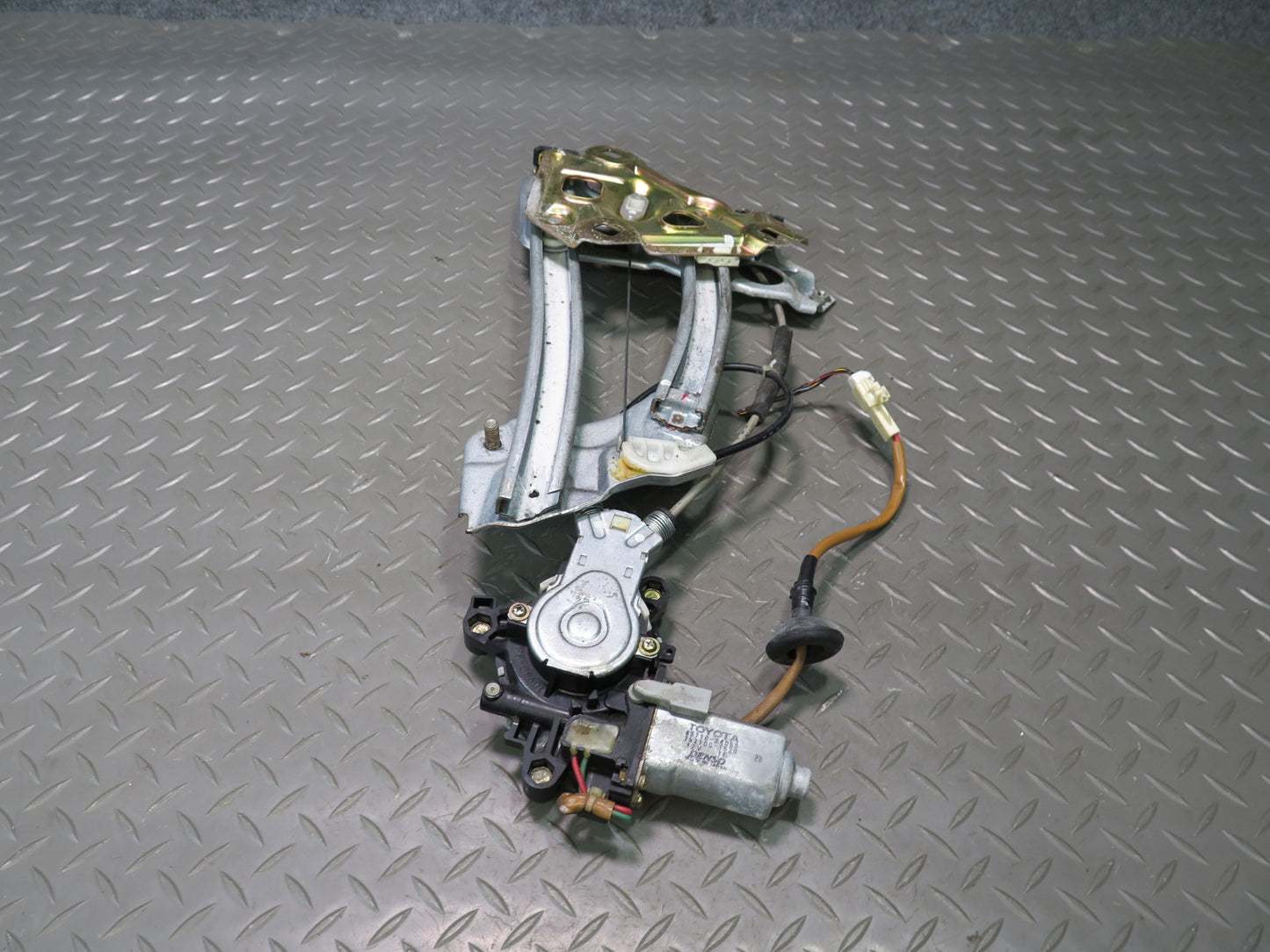 02-10 Lexus Z40 SC430 Rear Left Quarter Window Regulator w Motor 104K OEM