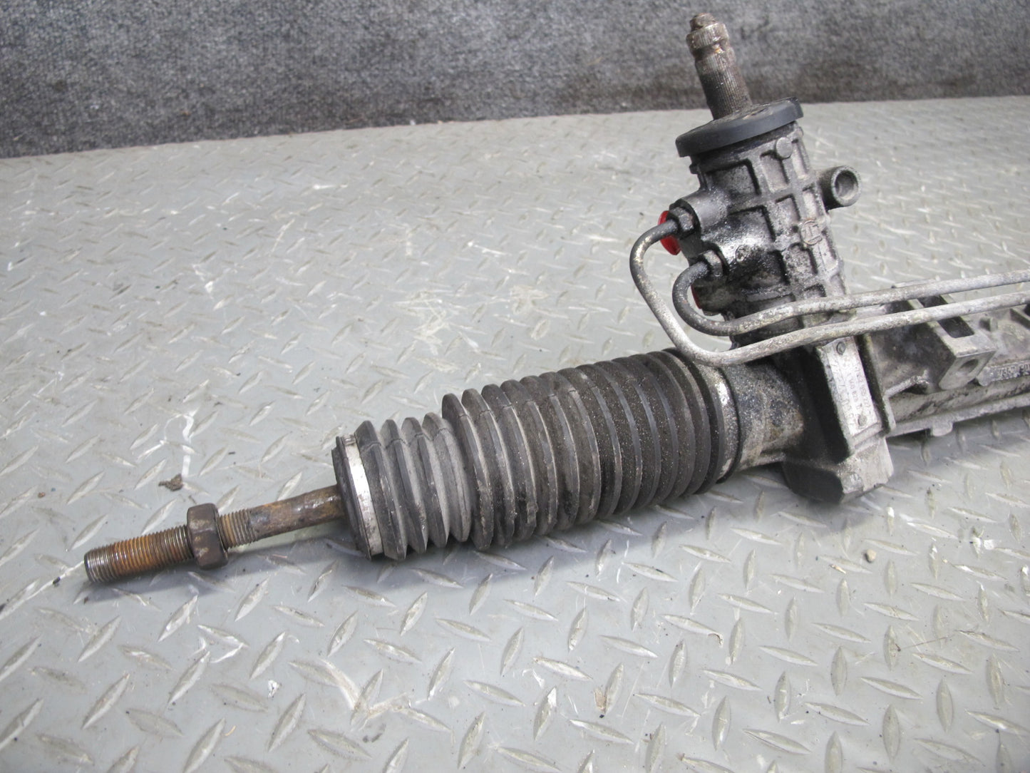 94-99 BMW E36 325iC 328iC Hydraulic Power Steering Rack & Pinion 1140828 OEM