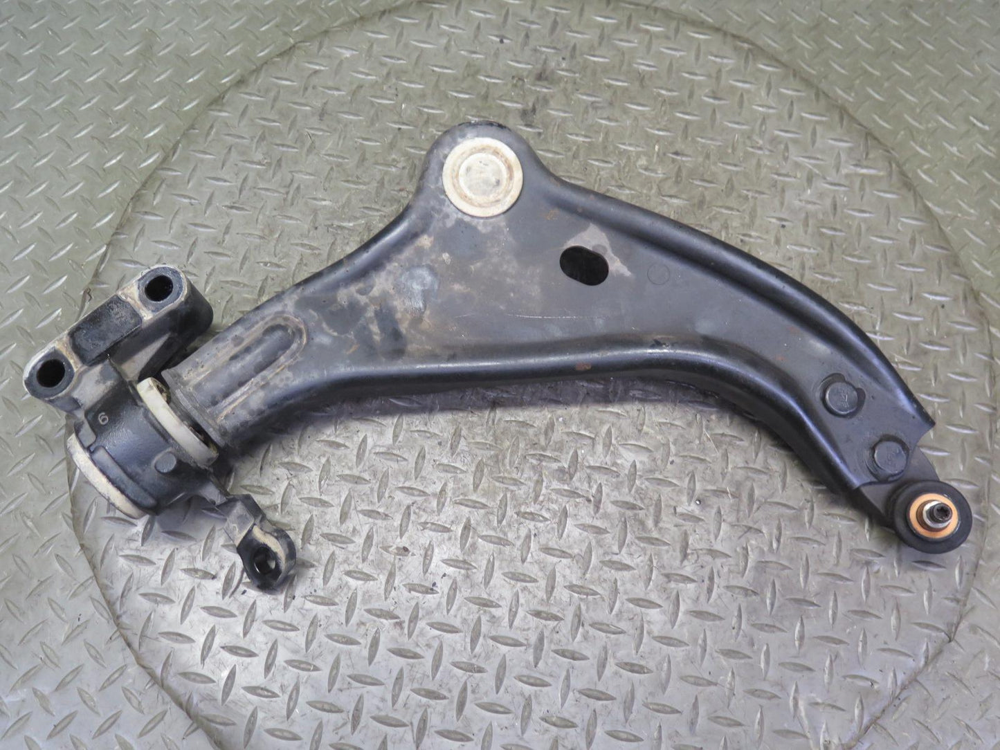 07-13 Mini Cooper R55 R56 R57 R58 R59 Front Right Lower Control Arm Wishbone OEM