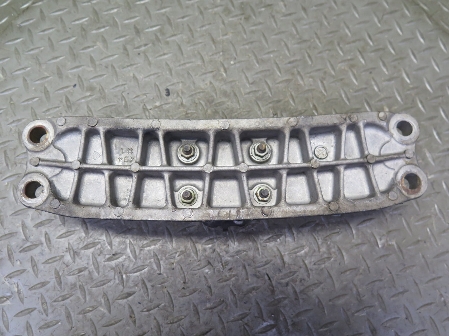 02-10 Lexus Z40 SC430 A/T Automatic Transmission Mount Bracket Support 104K OEM