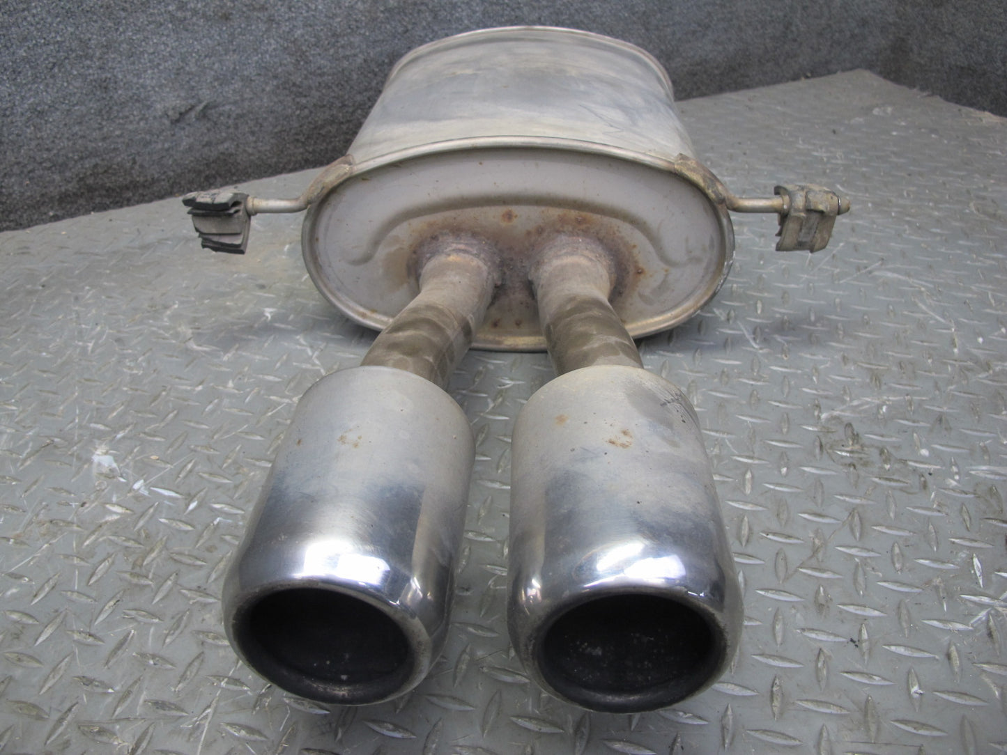 07-13 Mini Cooper S R56 R57 R58 R59 Rear Exhaust Muffler w Tips 2756514 OEM