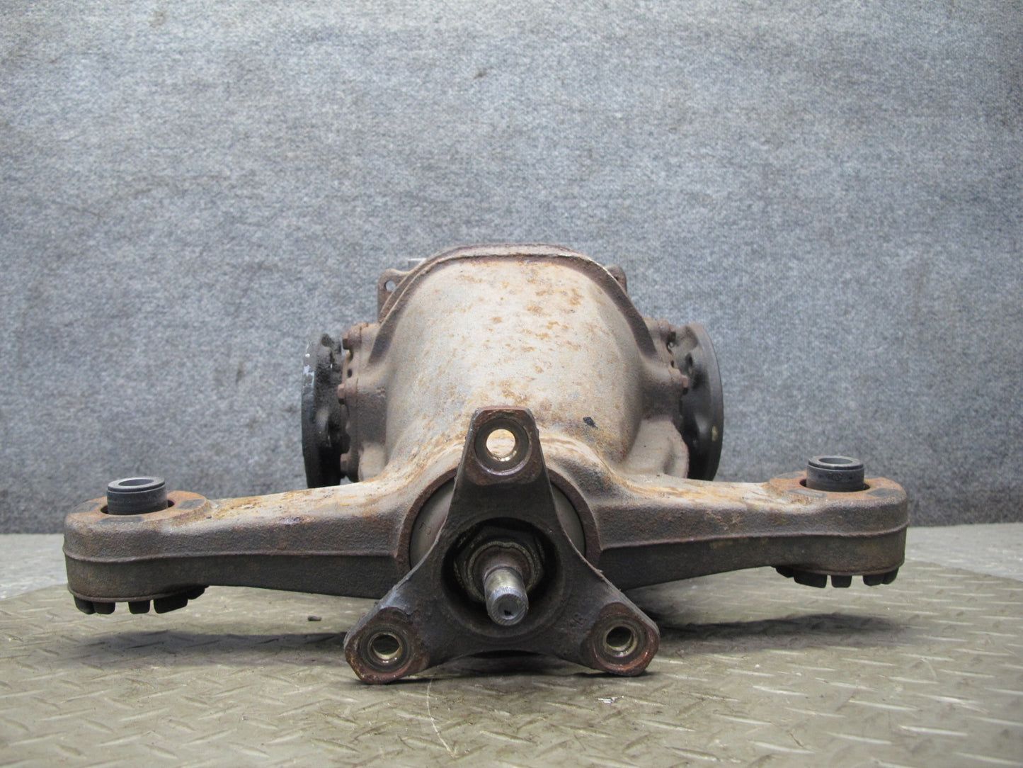 02-05 Lexus GS430 SC430 Rear Differential Carrier 3.266 Ratio 104k Miles OEM