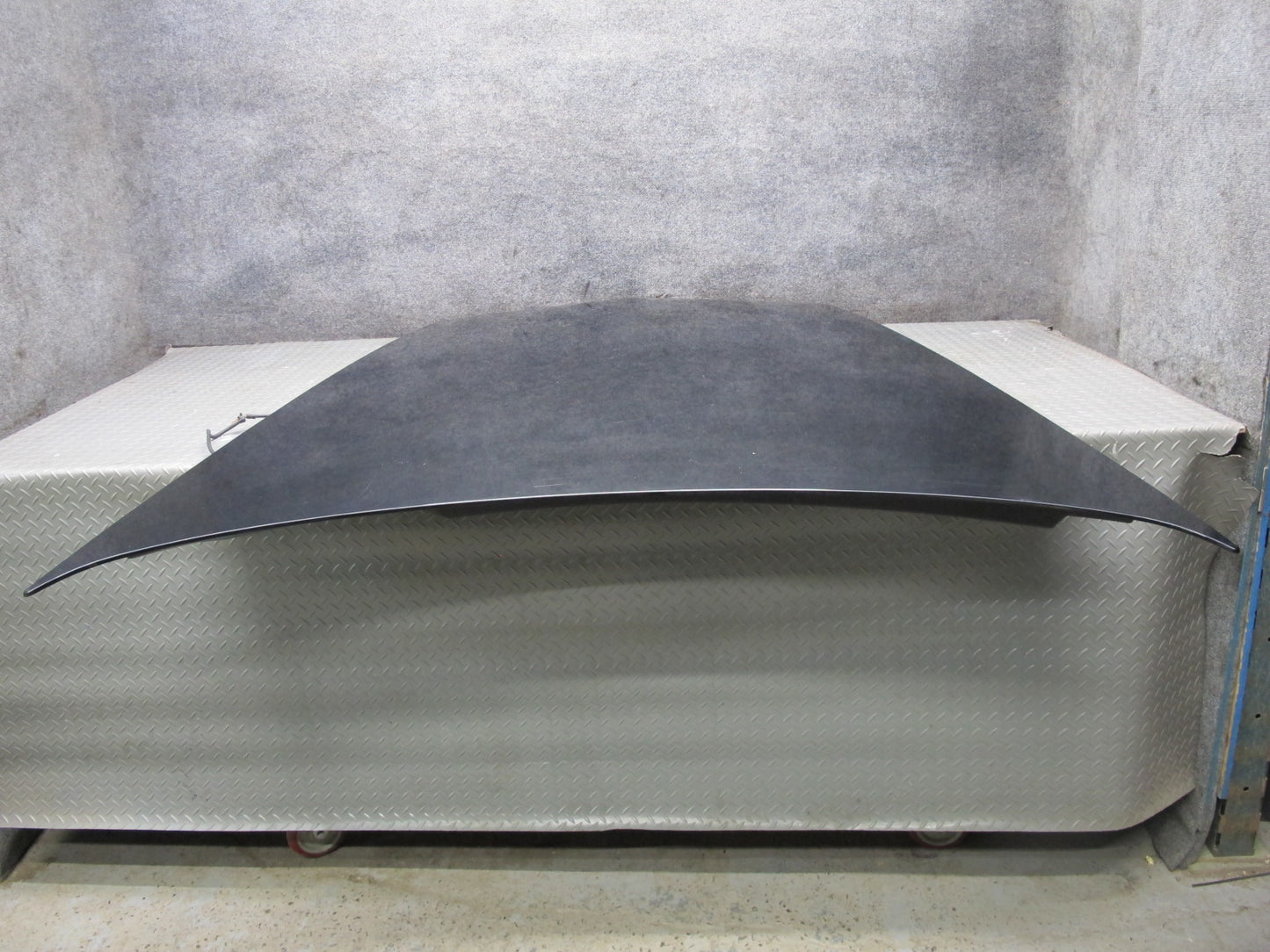 2004-2008 Cadillac XLR Front Hood Bonnet Shell Panel Cover Black