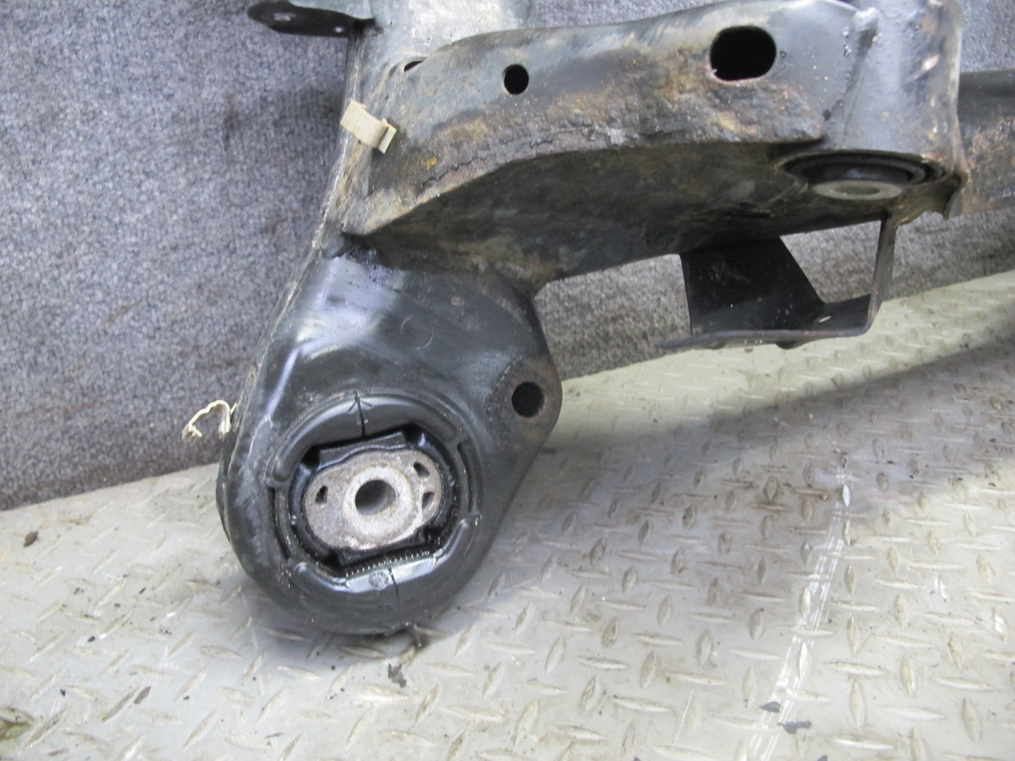 07-13 BMW E90 E92 E93 335i RWD Rear Suspension Crossmember Subframe Carrier OEM