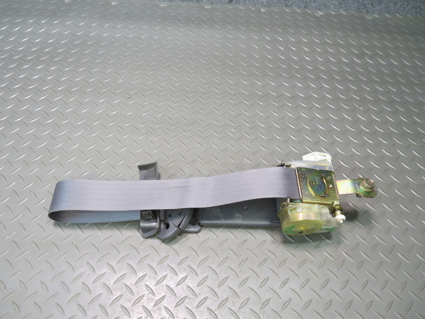 89-92 TOYOTA SUPRA MK3 FRONT RIGHT & LEFT SIDE SEATBELT RETRACTOR SET OEM