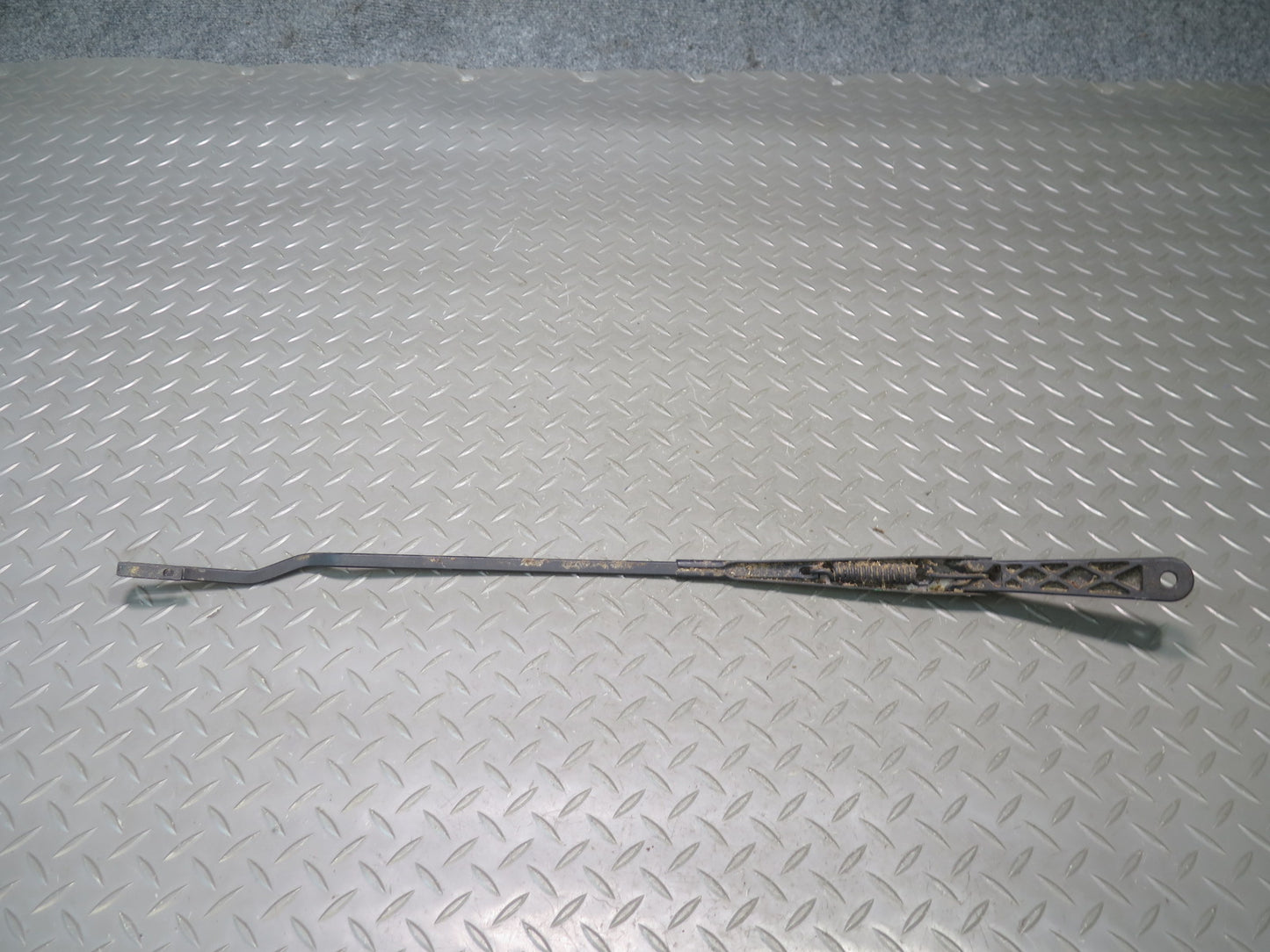 99-03 VW Eurovan T4 Set of 2 Front Windshield Left & Right Wiper Arm OEM