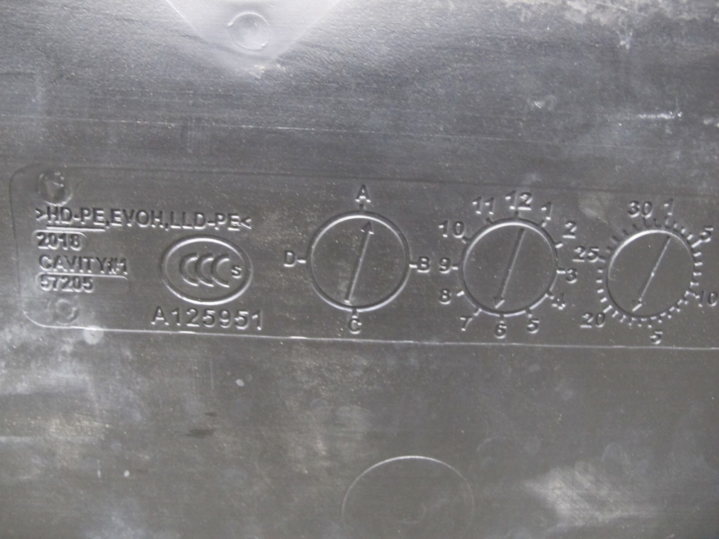 2018 Jeep Wrangler Unlimited JL 4-DOOR VIN X 6th Fuel Tank Unit 52030066AC OEM