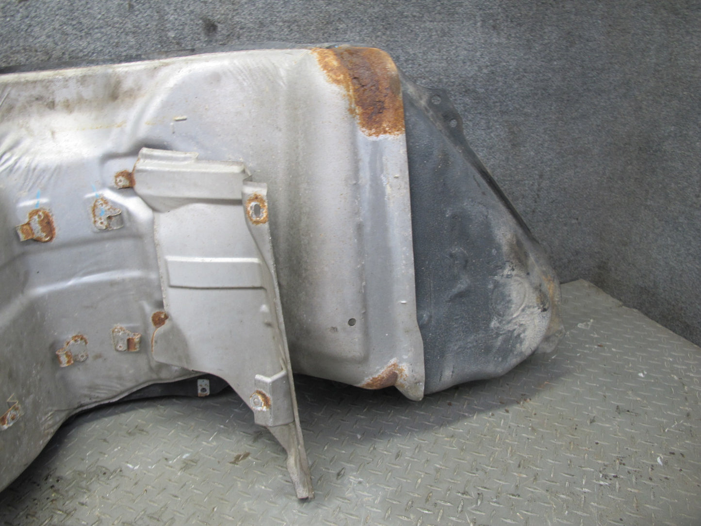 2008 Lexus USE20L Is-f Fuel Tank Reservoir w Heat Shield Assembly OEM