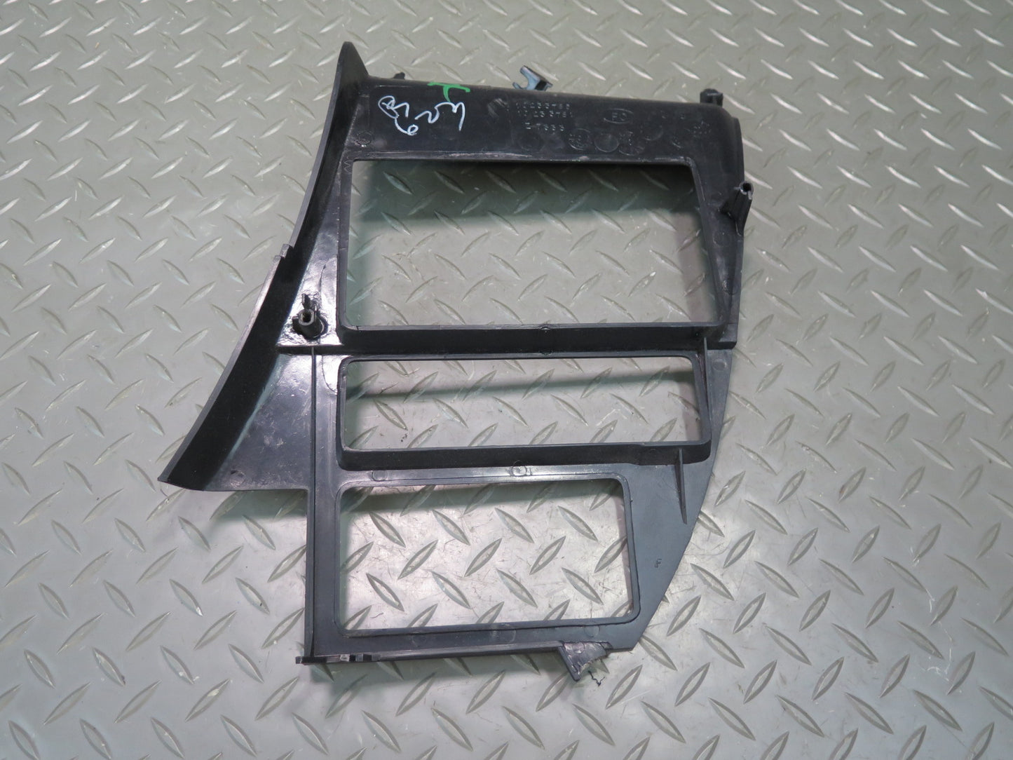 92-93 Chevrolet Corvette C4 Dash Center Trim Bezel Cover Panel 10233785 OEM