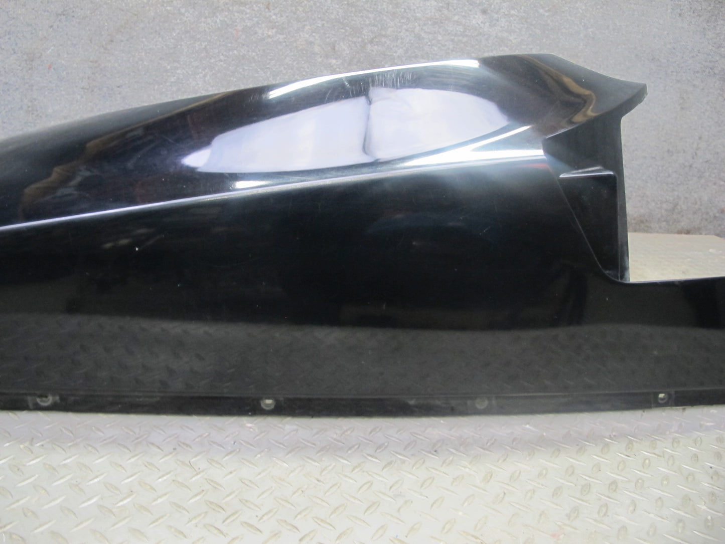 2004-2009 Cadillac XLR Front Left Driver Side Fender Panel Cover Shell Black