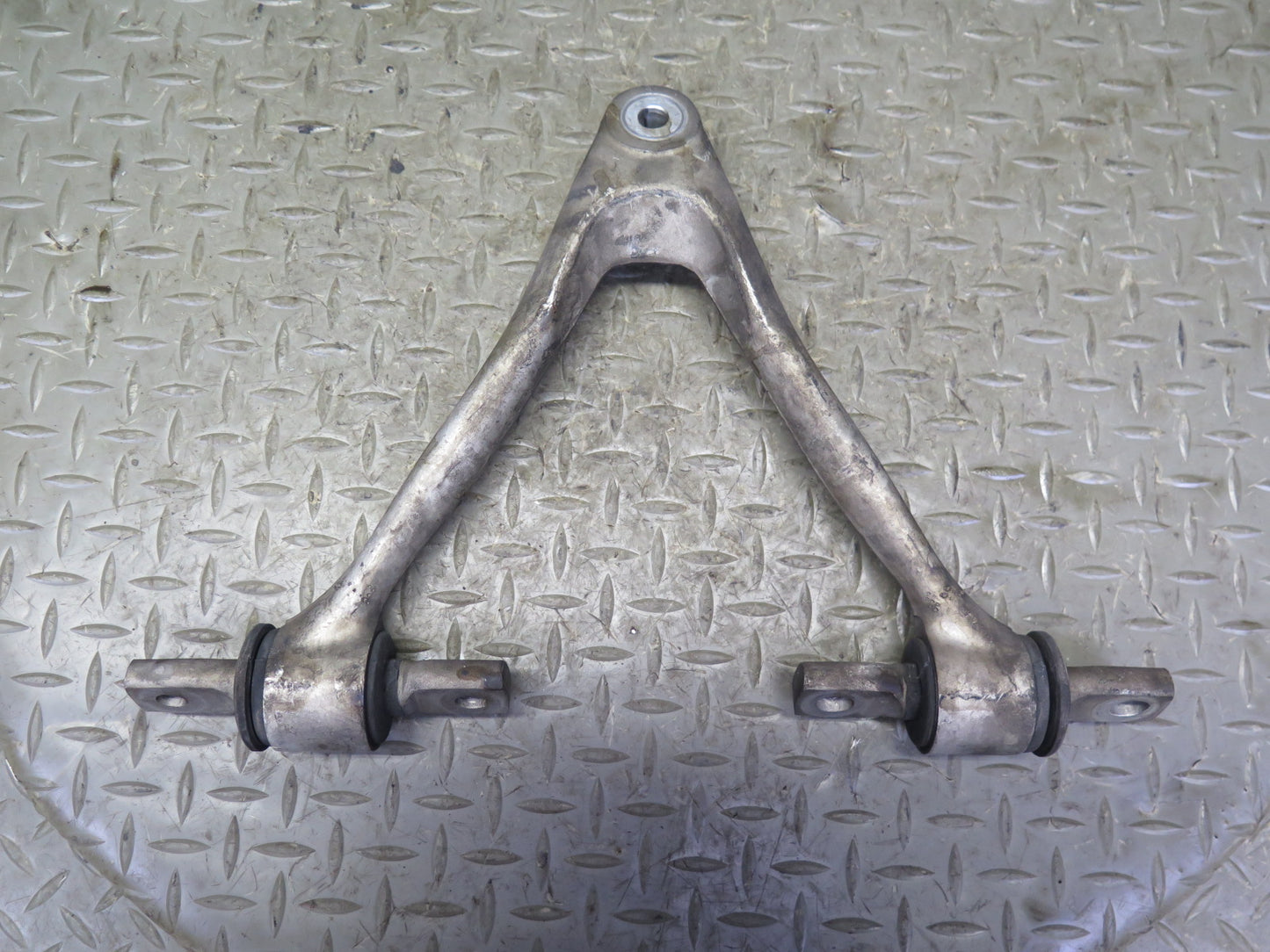 2004-2009 Cadillac XLR Front Left Suspension Lower & Upper Control Arm Set