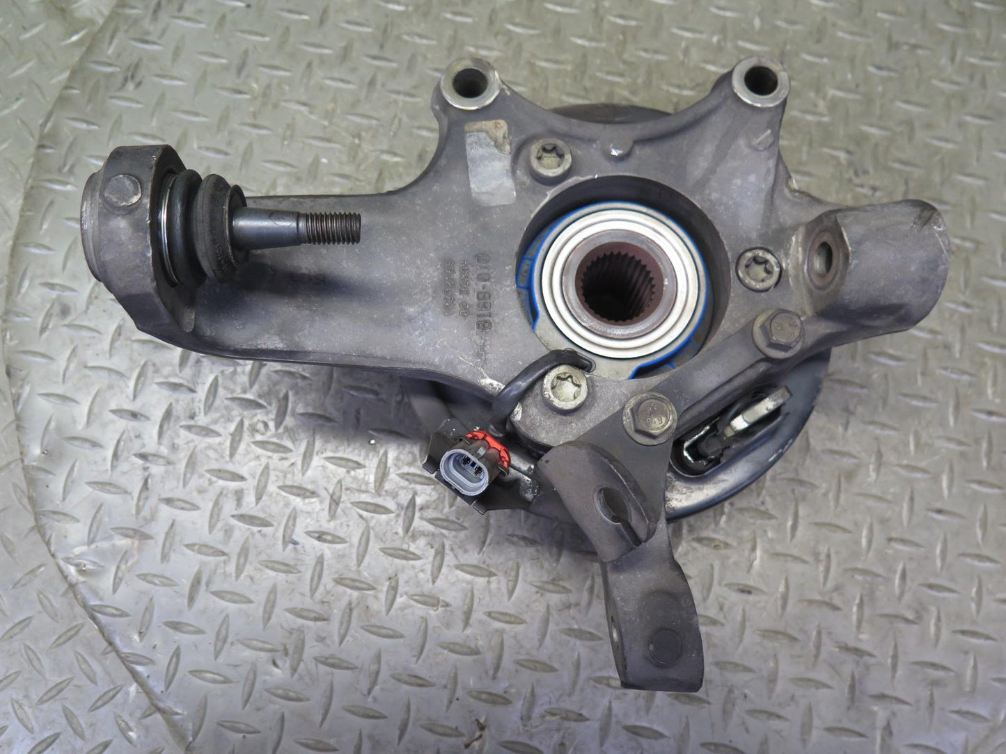 2004-2008 Cadillac XLR Rear Left Driver Side Spindle Knuckle Wheel Hub Bearing
