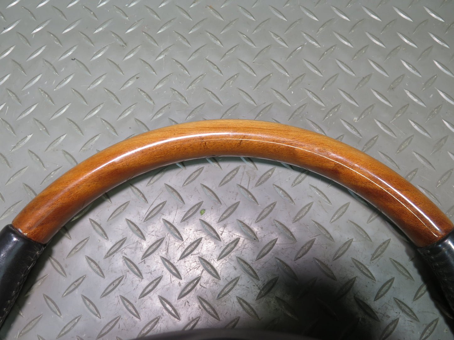 2004-2007 Cadillac XLR Leather Wood Steering W/ Controls