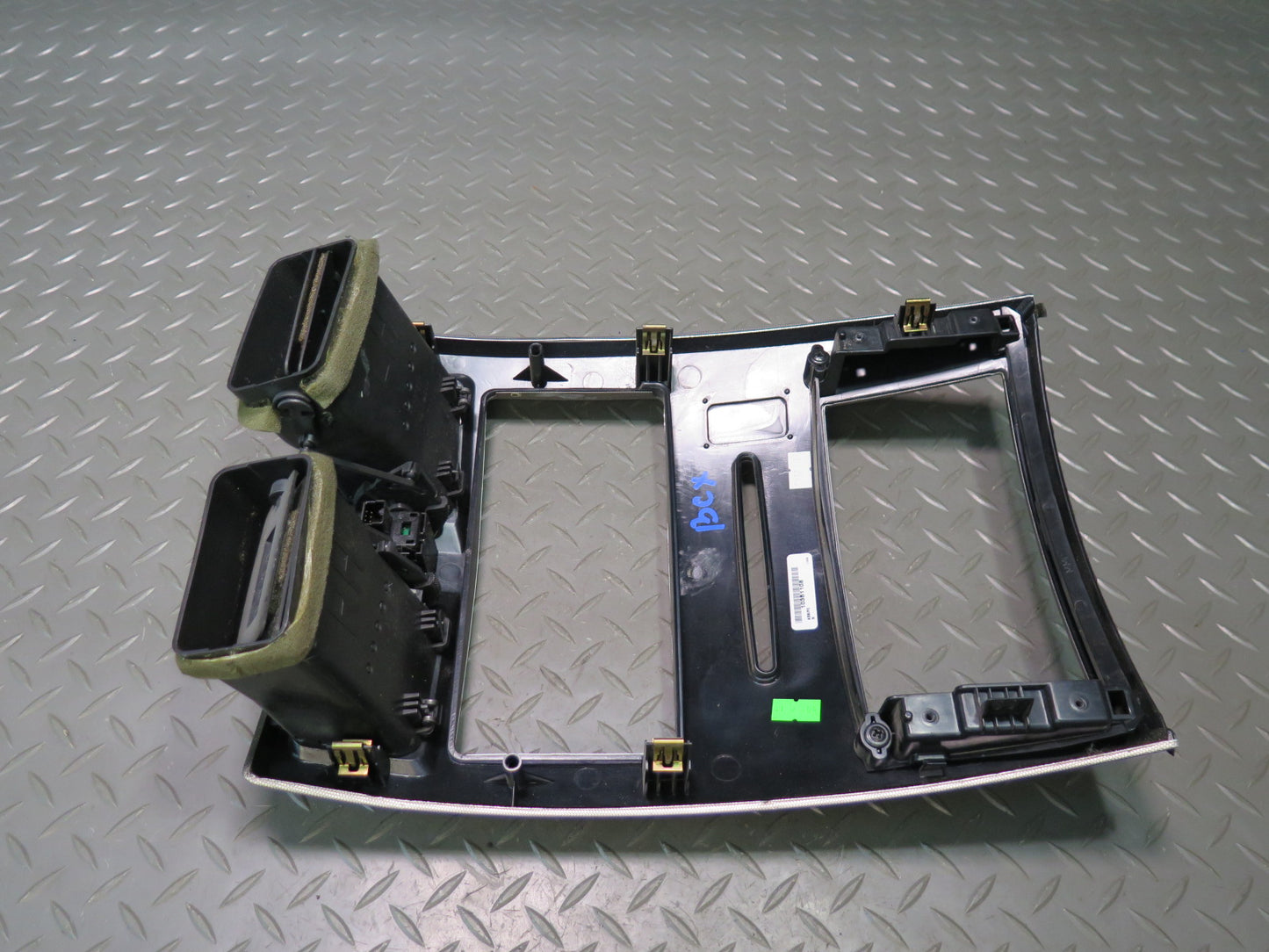 2004-2005 Cadillac XLR Front Center Console Radio Trim Bezel Panel W/ Air Vent