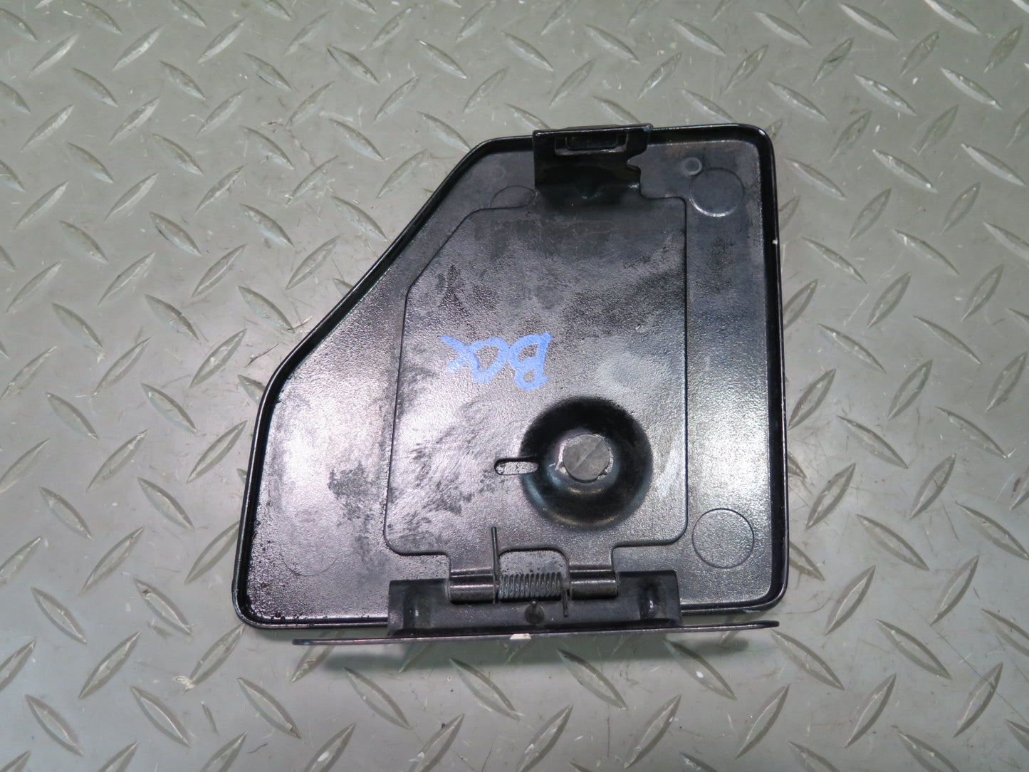 2004-2009 Cadillac XLR Fuel Tank Filler Door Lid Cover Black