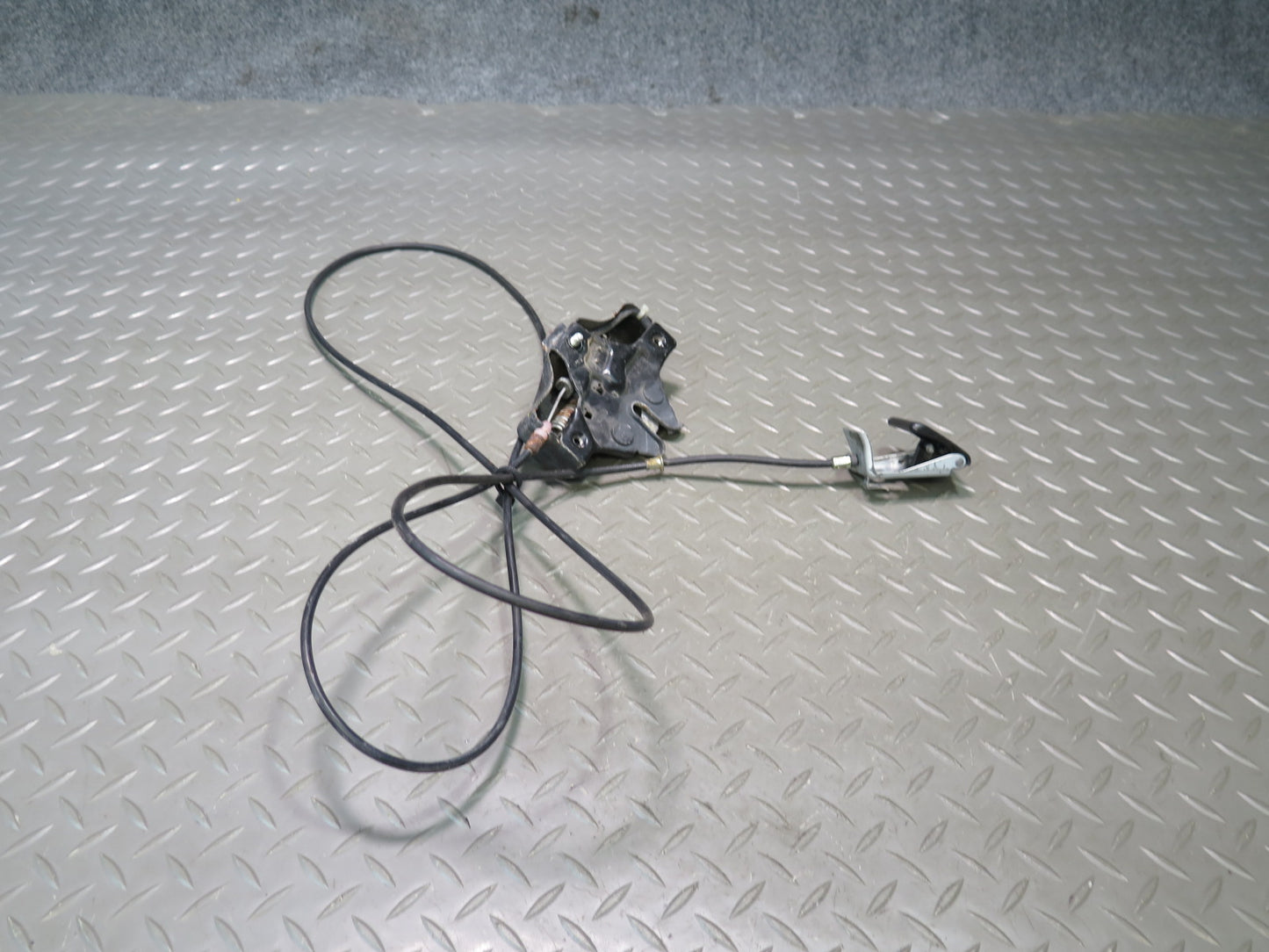 98-05 Lexus GS430 GS300 Hood Bonnet Release Latch Lock w Handle & Cable OEM
