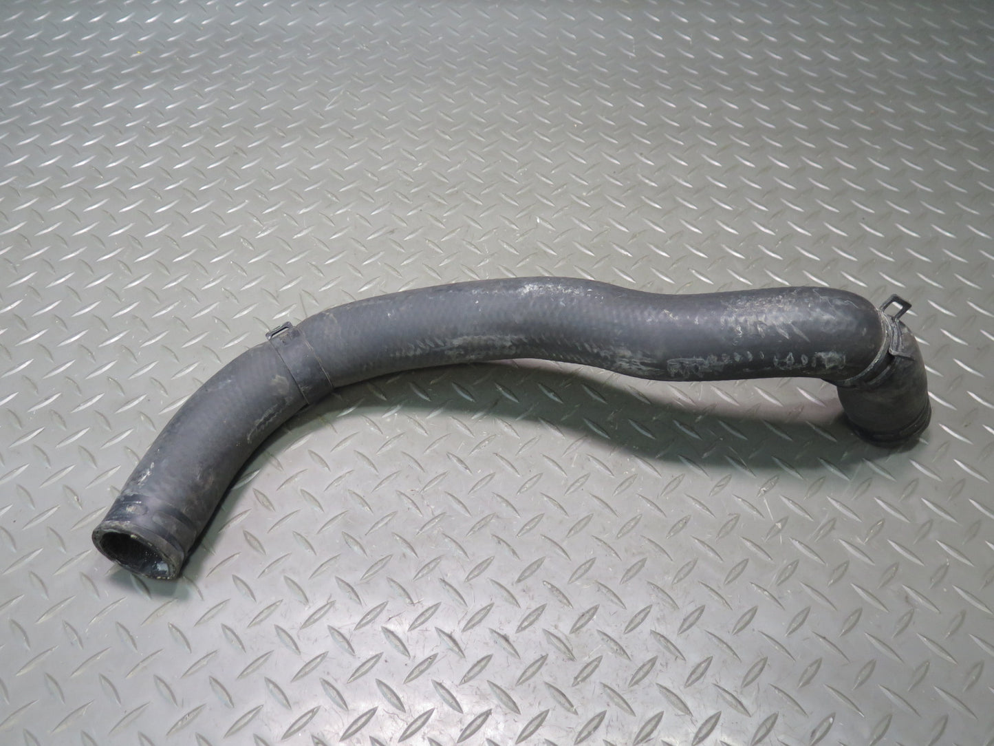 01-05 Lexus UZZ40L UZS161L 4.3L 3UZFE Set of 2 Engine Radiator Hose Line OEM