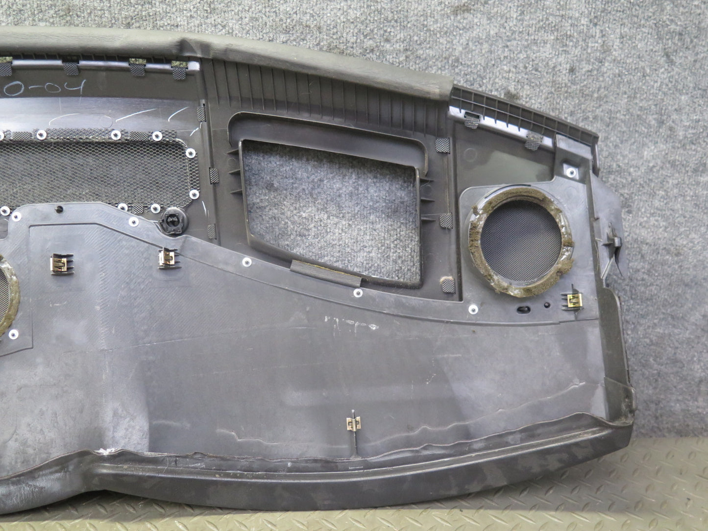 2004-2008 Cadillac XLR Dashboard Upper Cover Trim Panel Black 10352098