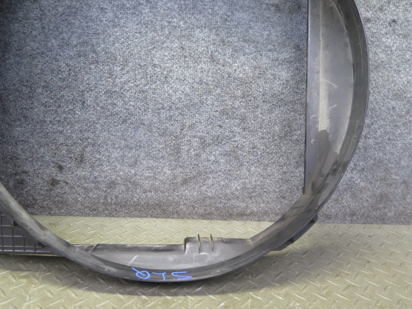 1998 Mercedes R129 SL500 Engine Radiator Fan Shroud 1295000155 OEM