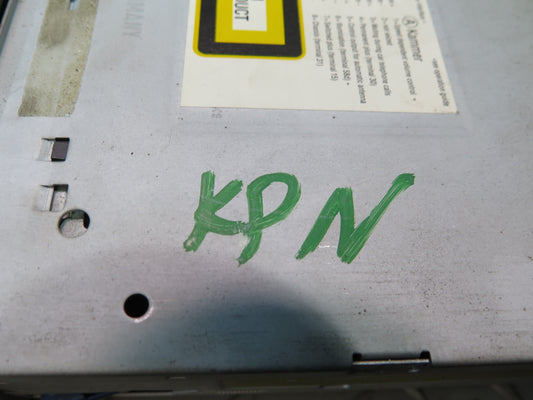 1999 Porsche 911 Carrera 996 CR-220 Radio Player Receiver