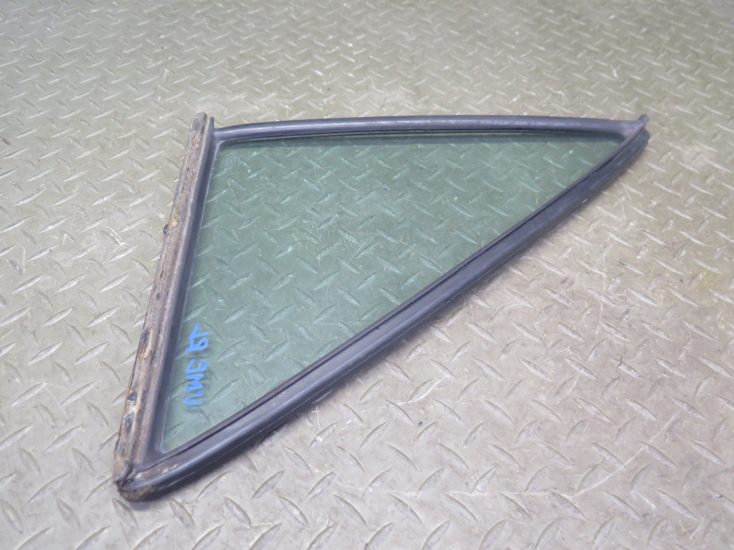75-76 Mercedes W115 300SD Sedan Rear Left Door Vent Glass Window OEM