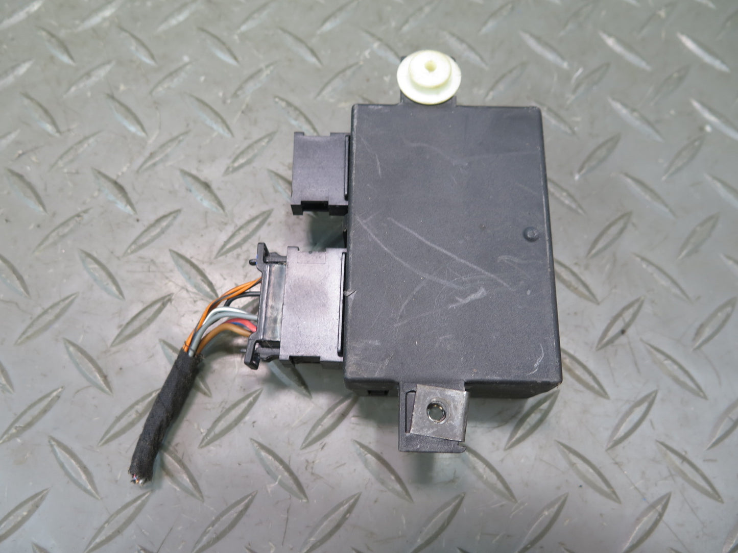 99-03 VW Eurovan T4 Immobilizer Control Module 6X0853257 OEM