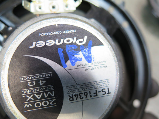 Set of 2 Pioneer TS-F1634R Coaxial 2-WAY Speaker