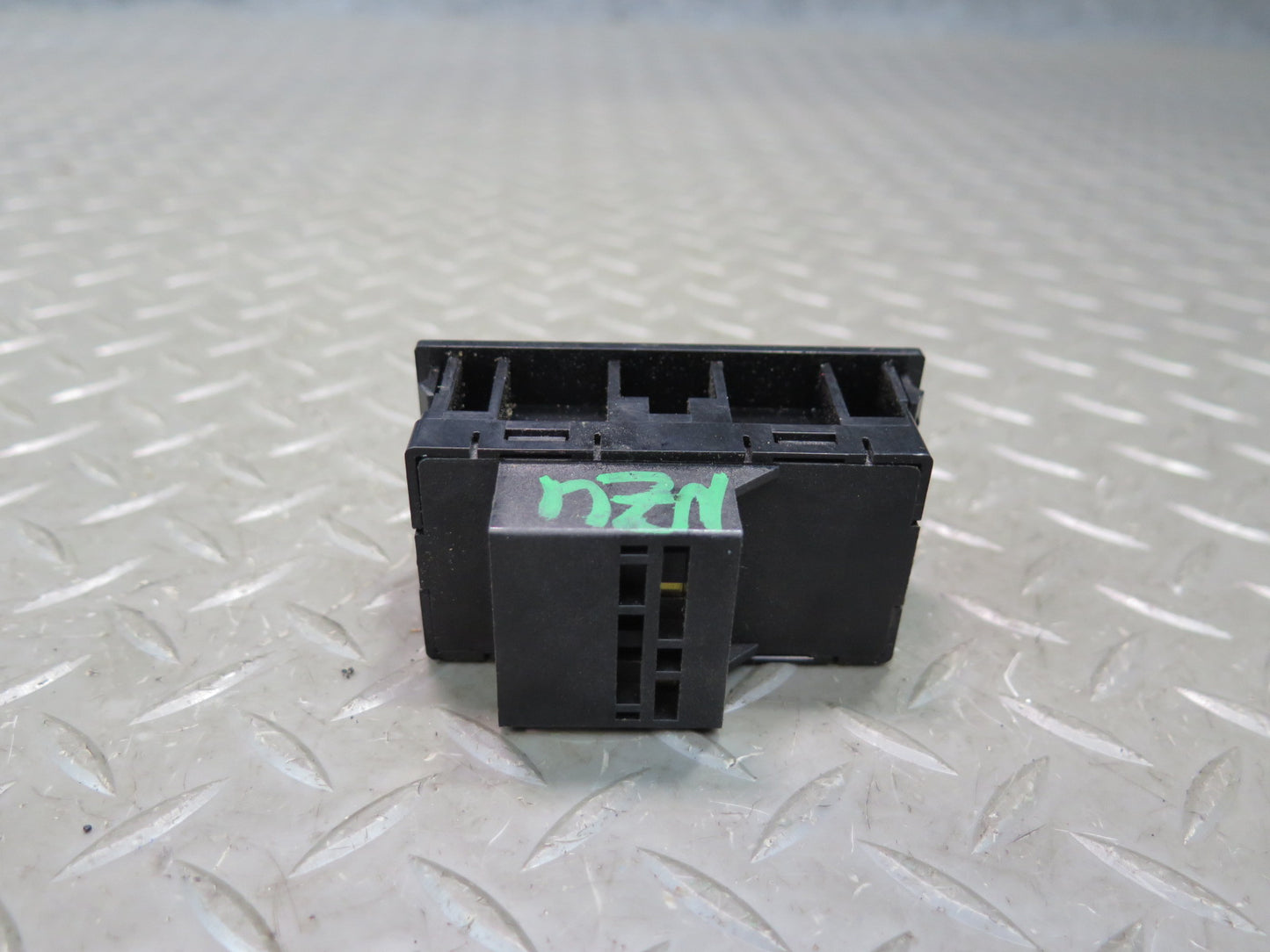 84-86 Nissan Z31 300ZX 2+0 Side View Mirror Switch OEM