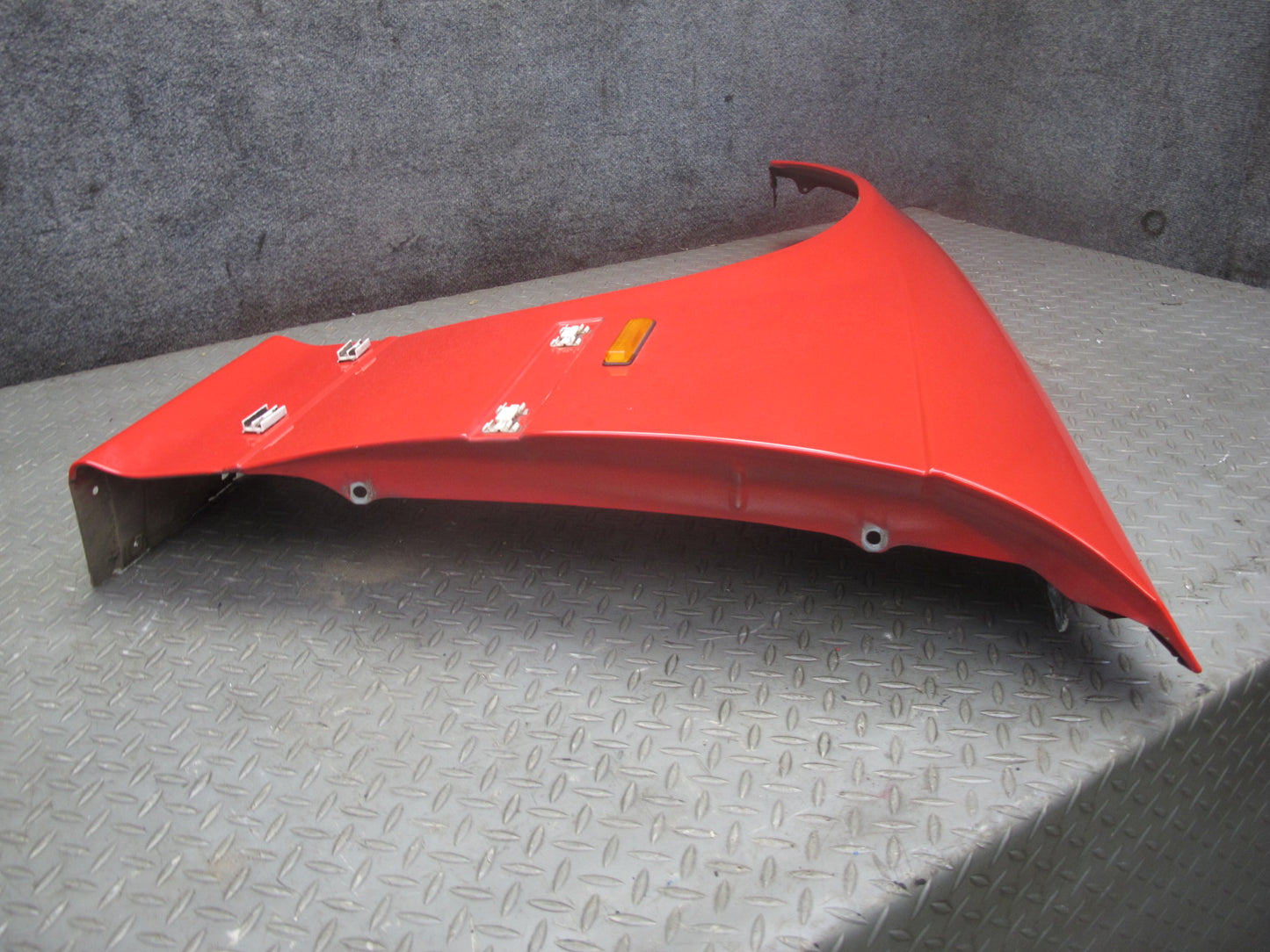 97-99 BMW E36 318ti Compact Front Left Fender Shell Panel Hell RED OEM