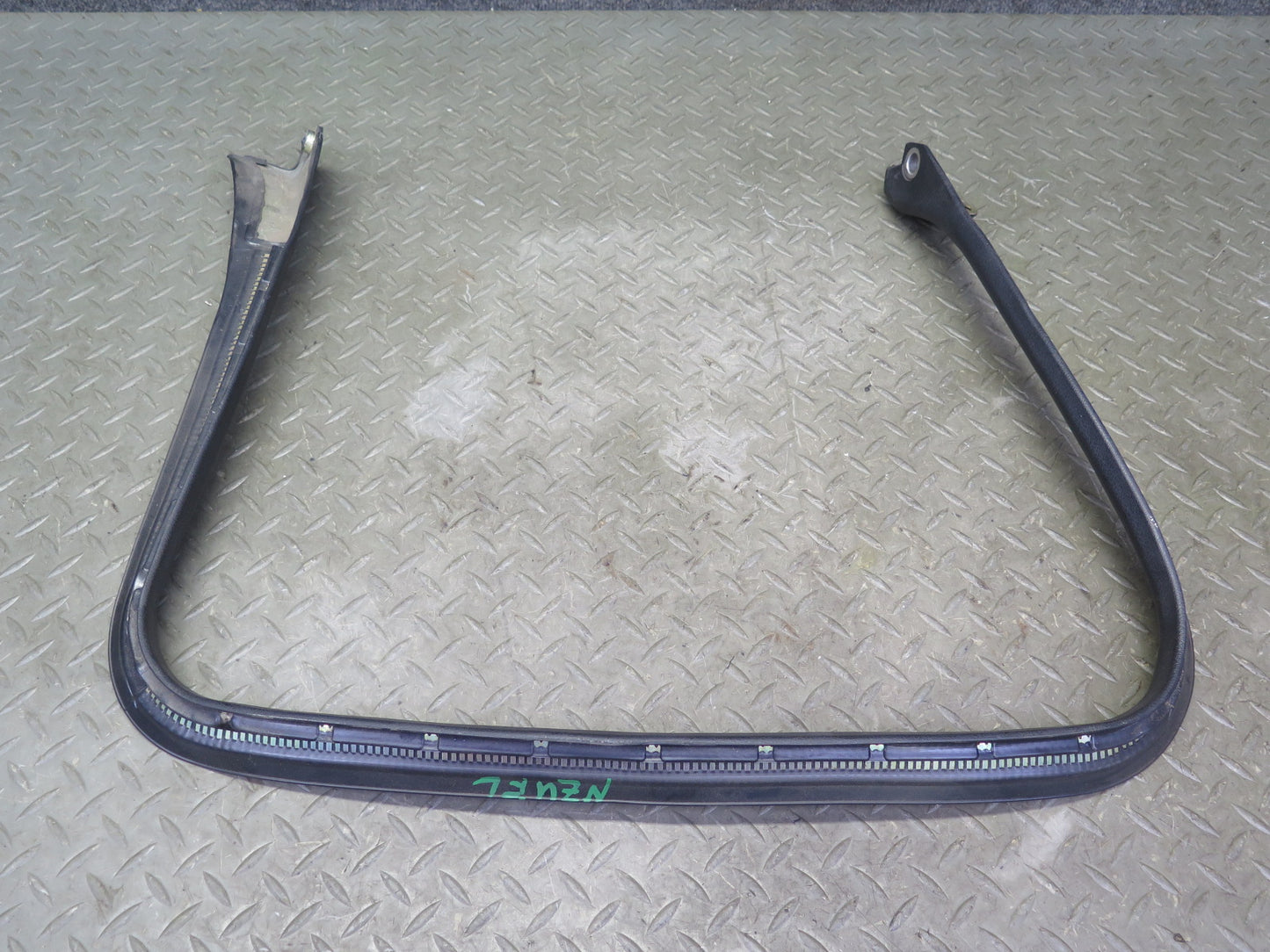 85-89 Nissan Z31 300ZX 2+0 Set of 2 Left & Right T-top Roof Rubber Seal OEM