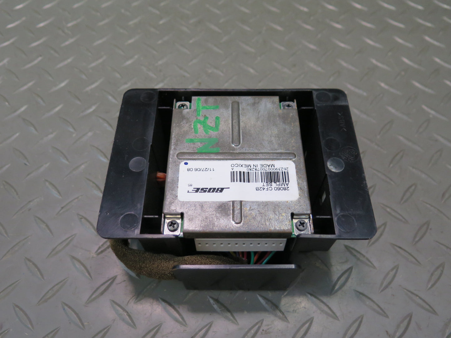 03-09 Nissan Z33 350Z Bose Audio System Amplifier AMP 28060-CF42B OEM