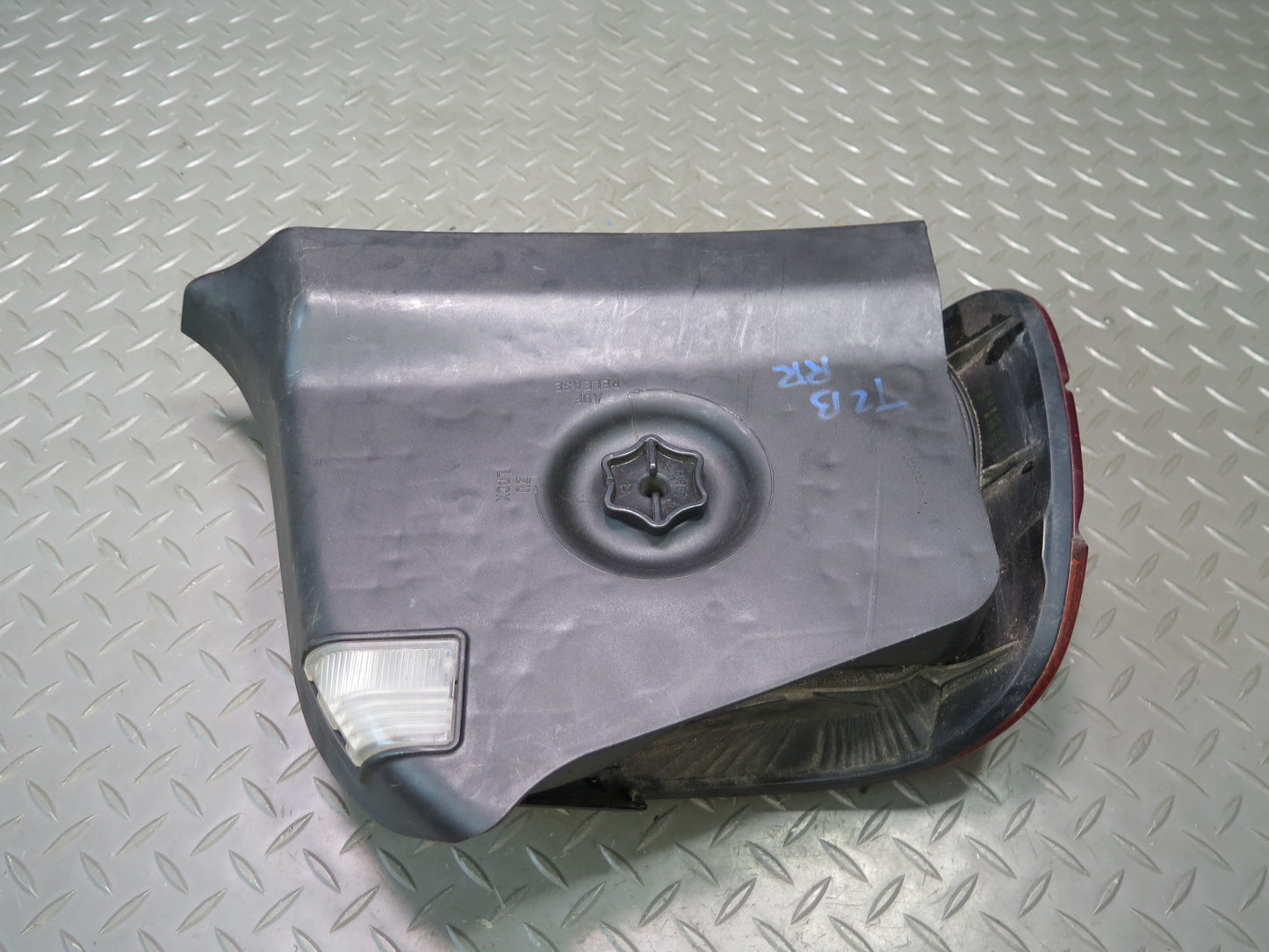 95-99 BMW E36 318ti Compact Hatchback Rear Right Tail Light Lamp OEM