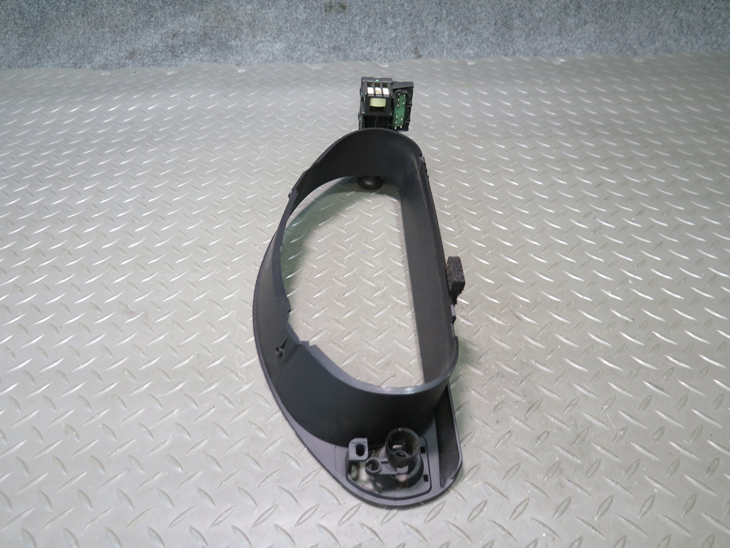 95-99 BMW E36 318ti Compact Instrument Cluster Trim Cover Panel Black OEM